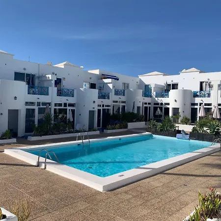 Maison De Vacances, Blue Lagoon ,climatise Avec Piscine, Wifi